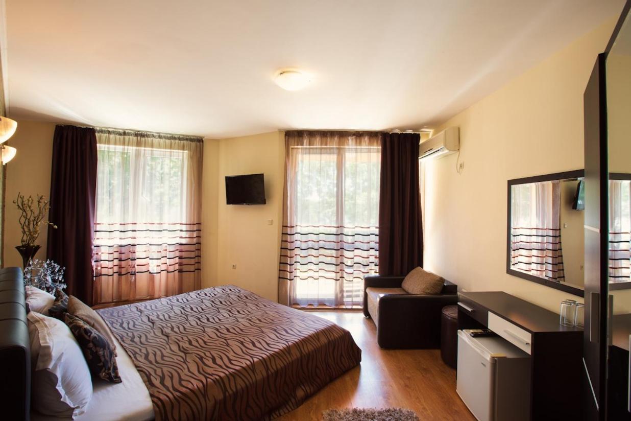 Sunrise Hotel Primorsko Exterior photo
